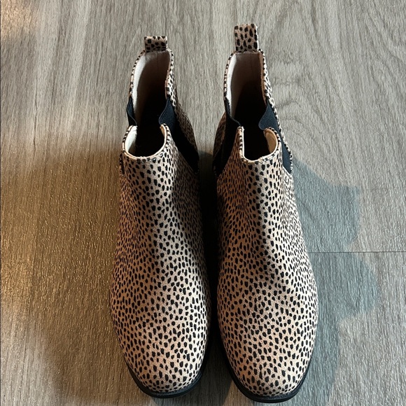 Old Navy Leopard print Ankle Booties (NWOT) - Picture 8 of 8